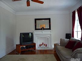 Wonderful Studio Apartment in The Heart of Great Neck in Great Neck, NY (Photo 5 of 12)
