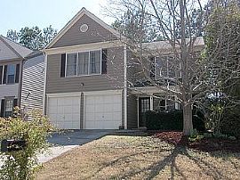 3 Br/ 2.5 Bath Home - Swim/tennis Community in Johns Creek in Alpharetta, GA