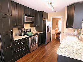 3 Br/ 2.5 Bath Home - Swim/tennis Community in Johns Creek in Alpharetta, GA (Photo 3 of 12)