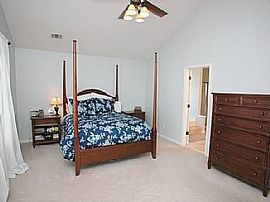 3 Br/ 2.5 Bath Home - Swim/tennis Community in Johns Creek in Alpharetta, GA (Photo 8 of 12)