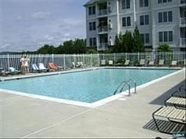 $1890 / 2br - Large 2 Bed/2 Bath, Beautiful! Must See! (riverda in Riverdale, NJ (Photo 2 of 4)