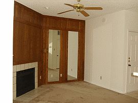 Remarkable Condo For a Great Price! in Irving, TX (Photo 2 of 3)