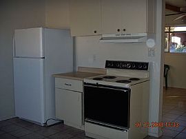 3 Bedroom Home Plus Office Available 8-1-11 in Las Cruces, NM (Photo 9 of 9)