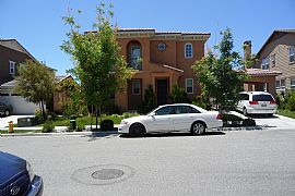 4br(+bonus Room)/3.5ba Nice Quiet Secured Area in Temecula, CA (Photo 4 of 7)