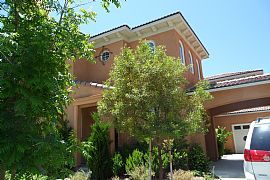 4br(+bonus Room)/3.5ba Nice Quiet Secured Area in Temecula, CA (Photo 6 of 7)