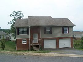 Mountain Views! in Sevierville, TN