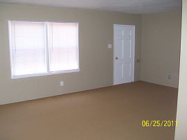 Beautiful Home in Northern San Bernardino in San Bernardino, CA (Photo 4 of 8)