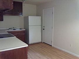 3/2great Spacious Home in De Land, FL (Photo 3 of 5)