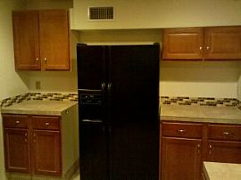 North Central Tucson 2 Br Home in Tucson, AZ (Photo 4 of 11)