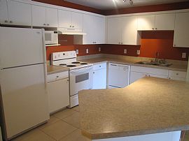 2/2 Condo in Avanti Near Unf Available Now  in Jacksonville, FL (Photo 2 of 5)