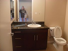 Hillcrest-Room For Rent in Beautiful Condo with Own Bathroom in San Diego, CA (Photo 6 of 12)