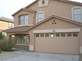 4 Bedroom Home with 3200 Sq. Ft. in Phoenix, AZ