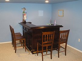 2 Bedroom Single Family Home with Eat-In Kitchen in Atco, NJ (Photo 4 of 4)