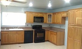 "Bloomington" Rialto Beautiful and Spacious 3bd 2ba Home in Rialto, CA (Photo 3 of 12)