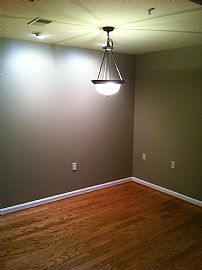 2-Level, 1 Bedroom with  And1.5 Bath, 1000 Sq/ft Townhouse in Washington, DC (Photo 3 of 6)