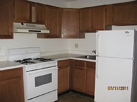 Westville Condo Unit For Rent in Westville, CT (Photo 2 of 3)