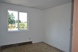 4bdroom +1.75bth For $1150/mnth 1800sqf in Tacoma, WA (Photo 5 of 10)