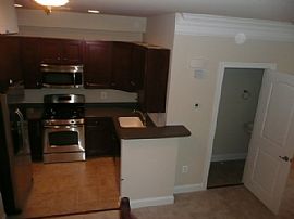 2 Br, 2 1/2 Bath Modern Th Style Condo! Right Off 95 in Woodbridge, VA (Photo 1 of 12)