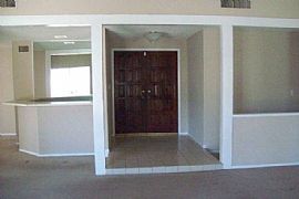 Great 4 Bedroom in Scottsdale, AZ (Photo 2 of 9)