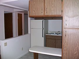 1 Bedroom, 1 Bathroom Apartment with Most Utilities Included in Indianapolis, IN (Photo 2 of 3)