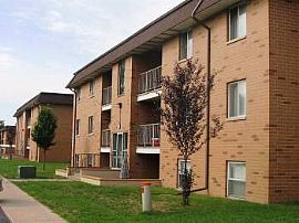 Get It Now! Spacious 2 BR Apartment in Benton Harbor, MI