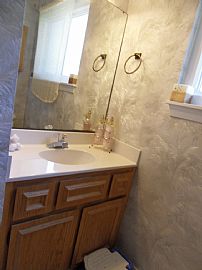 3 Bedroom Home with Great Deck For Entertaining.  in Savannah, GA (Photo 10 of 12)