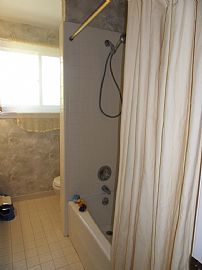 3 Bedroom Home with Great Deck For Entertaining.  in Savannah, GA (Photo 11 of 12)