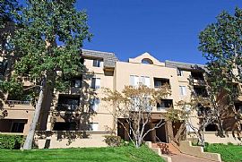 Furnished 2 BR, 2 BA Apartment with Breathtaking View in San Francisco, CA