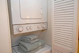 Furnished 2 BR, 2 BA Apartment with Breathtaking View in San Francisco, CA (Photo 8 of 12)