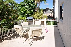Spacious Waterfront 3 Bdr/3 Ba/1 Car Garage + Den Townhome (mar in Margate, FL (Photo 9 of 10)