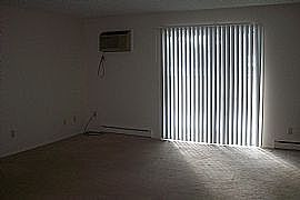 Large 1br Apartment For Lease in Benton Harbor, MI (Photo 2 of 7)
