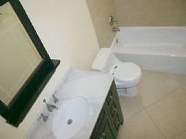 Beautiful Ranch House 1/2 Acre 4br 2bath in Alta Loma, CA (Photo 10 of 12)