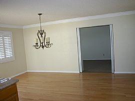 Beautiful Ranch House 1/2 Acre 4br 2bath in Alta Loma, CA (Photo 4 of 12)