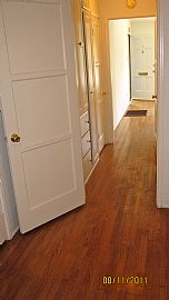 Spacious 1 BR, 1 BA Apartment with Ocean View in Long Beach, CA (Photo 5 of 9)