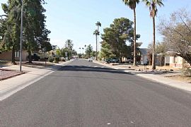 3 Bedroom - Great Location! in Phoenix, AZ (Photo 2 of 10)