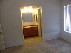 Really Nice.. 3 Bedroom Townhouse! in Glendale, AZ (Photo 7 of 11)