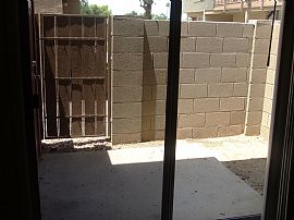 Really Nice.. 3 Bedroom Townhouse! in Glendale, AZ (Photo 9 of 11)