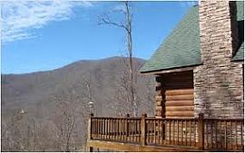 Mountainview Retreat Home Available!! in Franklin, NC (Photo 2 of 4)