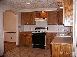 Clean and Open 4 BR Home - Remodeled and Ready to Rent in Traverse City, MI (Photo 2 of 4)