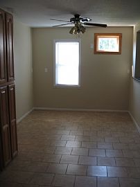 Awesome 3 BR, 1 BA Home with Attached Garage in Roseville, MI (Photo 6 of 12)