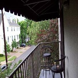 A Modern Cozy, and Spacious 2 Story Townhome!! in Dallas, TX (Photo 2 of 5)