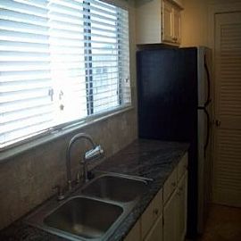 A Modern Cozy, and Spacious 2 Story Townhome!! in Dallas, TX (Photo 3 of 5)