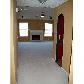 Beautiful 3 Bedroom,2 Bath Home in South Arlington in Arlington, TX (Photo 2 of 5)