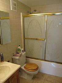 2 Bedroom Apartment Located in Revere in Revere Beach, MA (Photo 6 of 8)