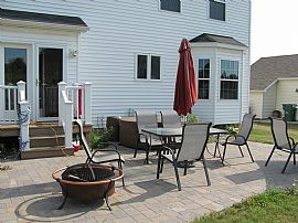 Furnished Walworth 3 Bed 2.5 Bath with Penfield Schools in Macedon, NY (Photo 3 of 9)