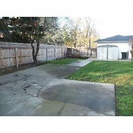 Nice 3 Bedroom 2 Bathroom in Modesto, CA (Photo 5 of 5)