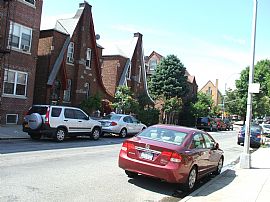 Impressive 2br/1ba, Eik, Hwd Flrs, Nr Transit, Shops in Bronx, NY (Photo 3 of 4)