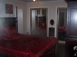 3 Bedroom Duplex in South Op in Overland, KS (Photo 4 of 4)