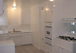 Big and Remodeled 1 Bedroom Apartment with Move-In Special in Anaheim, CA (Photo 5 of 10)