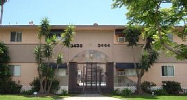 Big and Remodeled 1 Bedroom Apartment with Move-In Special in Anaheim, CA (Photo 7 of 10)